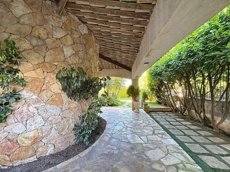 Villa for Sale in Cap D Antibes, Antibes Area 4