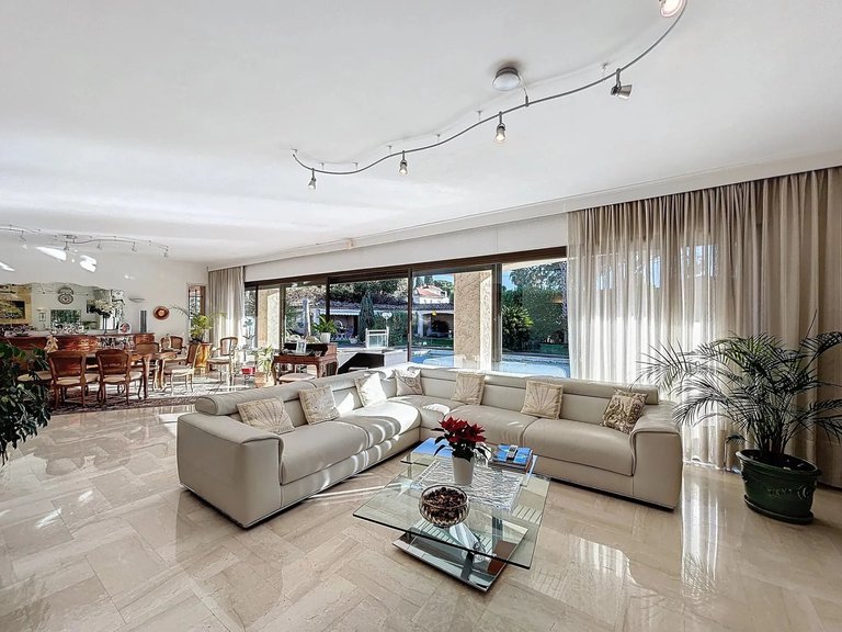 Villa for Sale in Cap D Antibes, Antibes Area 9