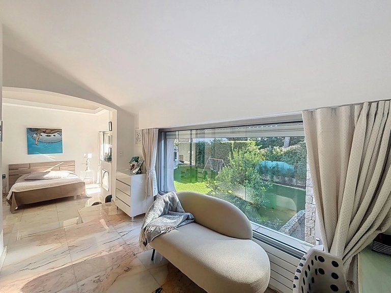 Villa for Sale in Cap D Antibes, Antibes Area 14