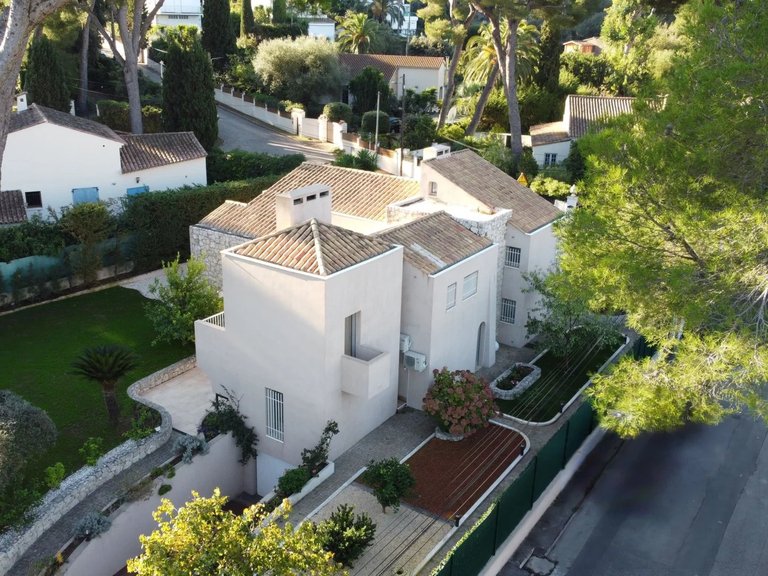 Villa for Sale in Cap D Antibes, Antibes Area 16