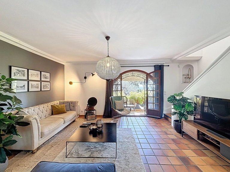 Villa for Sale in Cap D Antibes, Antibes Area 3