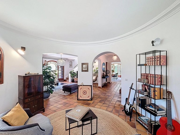 Villa for Sale in Cap D Antibes, Antibes Area 4