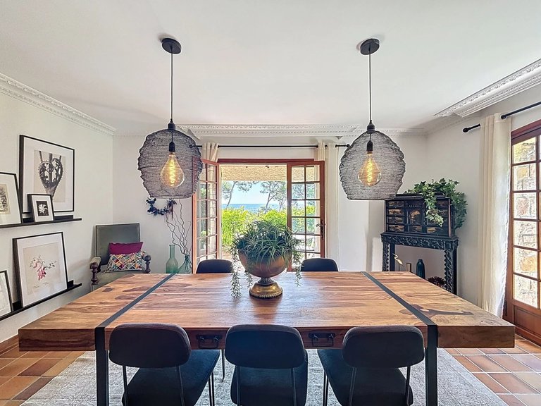 Villa for Sale in Cap D Antibes, Antibes Area 6