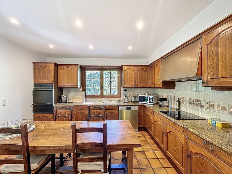 Villa for Sale in Cap D Antibes, Antibes Area 9