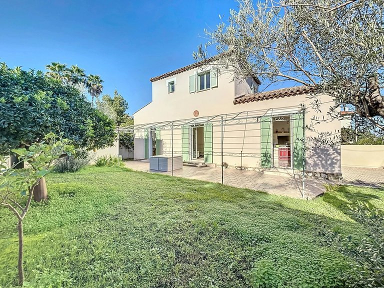 Villa for Sale in Cap D Antibes, Antibes Area 4