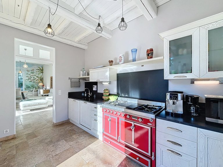 Villa for Sale in Cap D Antibes, Antibes Area 10
