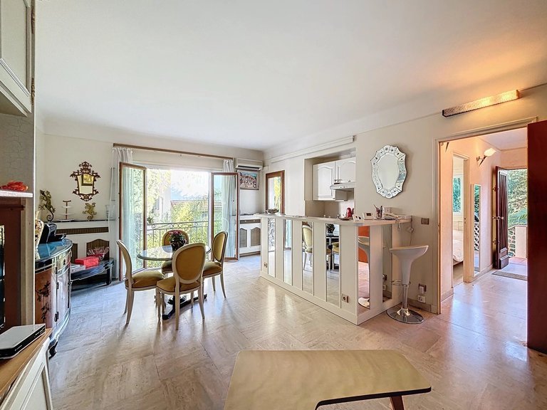 Villa for Sale in Antibes, Antibes Area 5