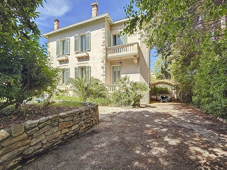 Villa for Sale in Cap D Antibes, Antibes Area 1