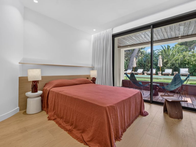 Villa for Sale in Cap D Antibes, Antibes Area 16