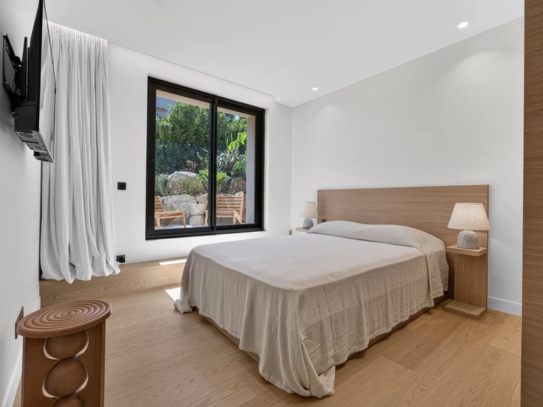 Villa for Sale in Cap D Antibes, Antibes Area 17