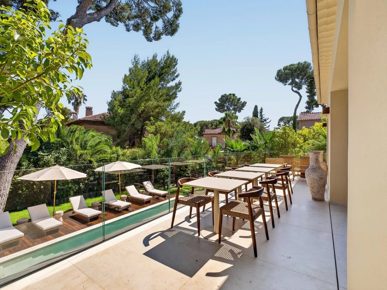 Villa for Sale in Cap D Antibes, Antibes Area 7