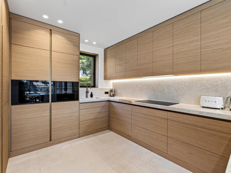 Villa for Sale in Cap D Antibes, Antibes Area 9