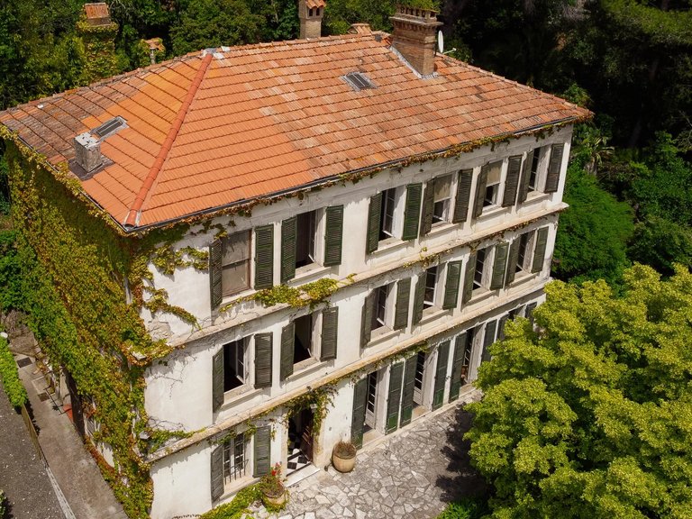 Villa for Sale in Grasse, Mougins, Valbonne, Grasse Area 1
