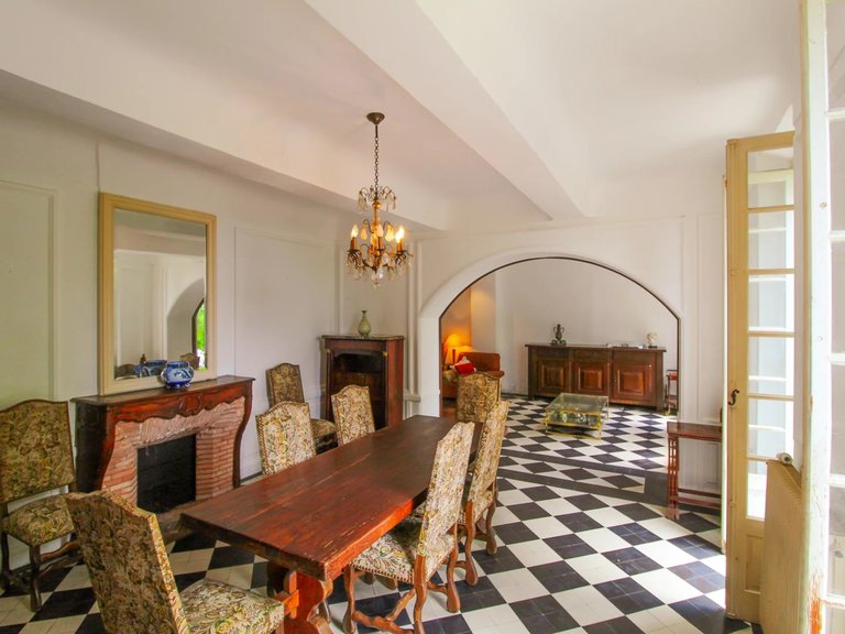 Villa for Sale in Grasse, Mougins, Valbonne, Grasse Area 7