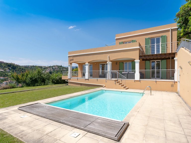 Villa for Sale in Nice - City, Nice Area 7
