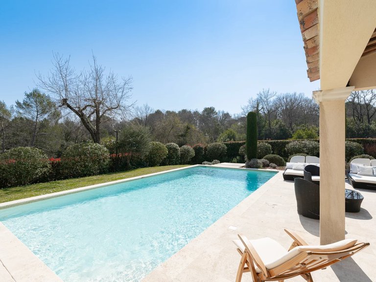 Villa for Sale in Opio, Mougins, Valbonne, Grasse Area 2