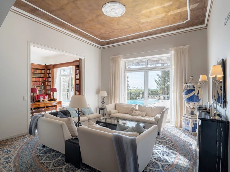 Villa for Sale in Grasse, Mougins, Valbonne, Grasse Area 3