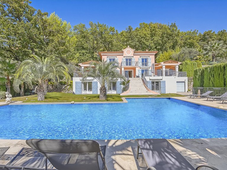 Villa for Sale in Grasse, Mougins, Valbonne, Grasse Area 1