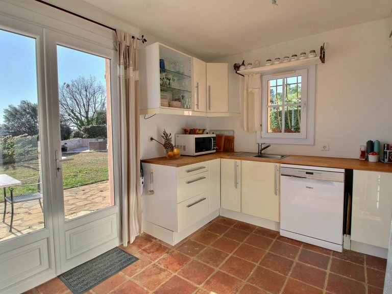 Villa for Sale in Montauroux, Var Countryside (fayence, Lorgues, Cotignac) 5