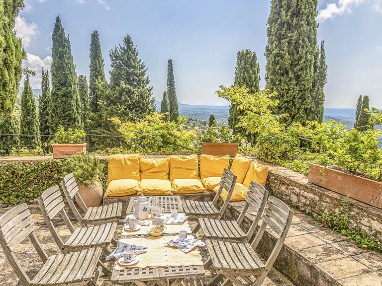 Villa for Sale in Tourrettes Sur Loup, Vence, St. Paul Area 16