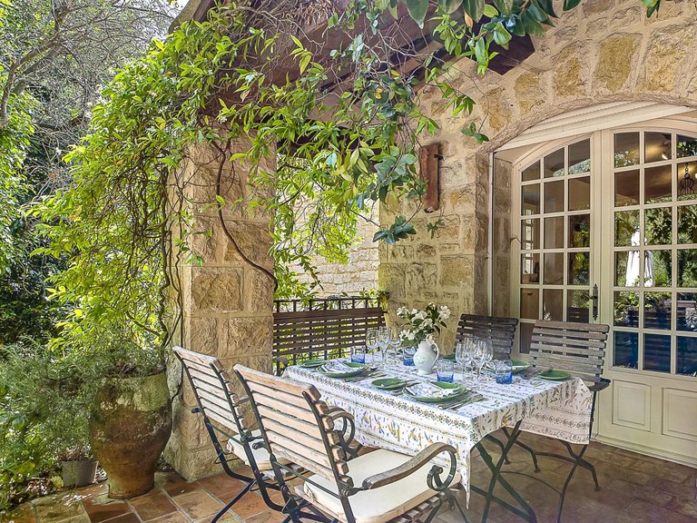 Villa for Sale in Tourrettes Sur Loup, Vence, St. Paul Area 20