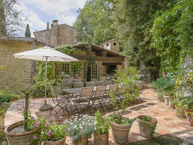 Villa for Sale in Tourrettes Sur Loup, Vence, St. Paul Area 4