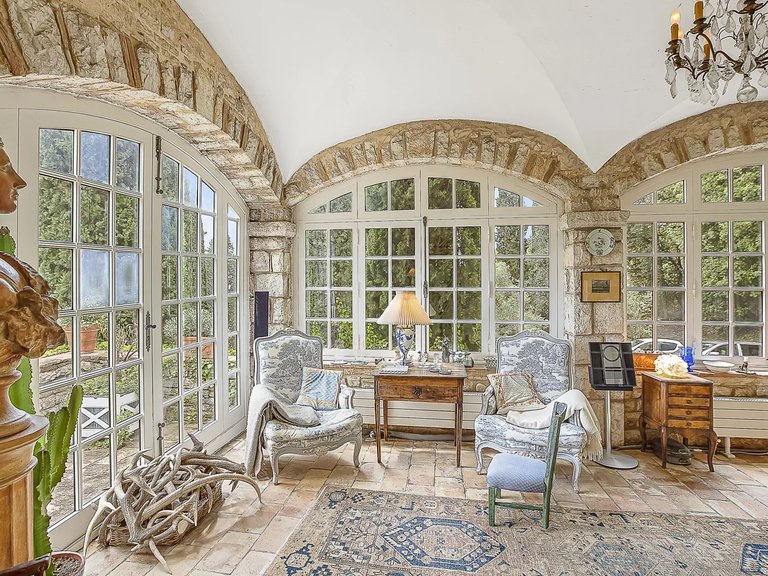 Villa for Sale in Tourrettes Sur Loup, Vence, St. Paul Area 9