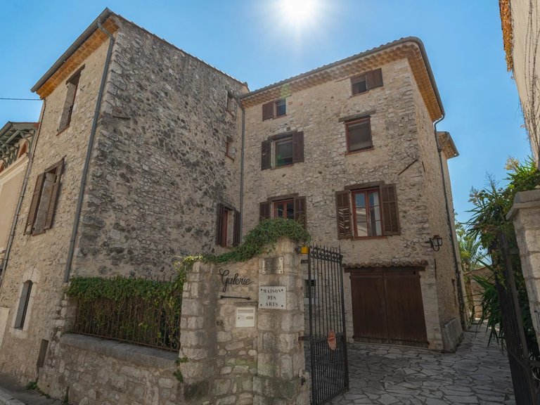 Villa for Sale in La Colle Sur Loup, Vence, St. Paul Area 6