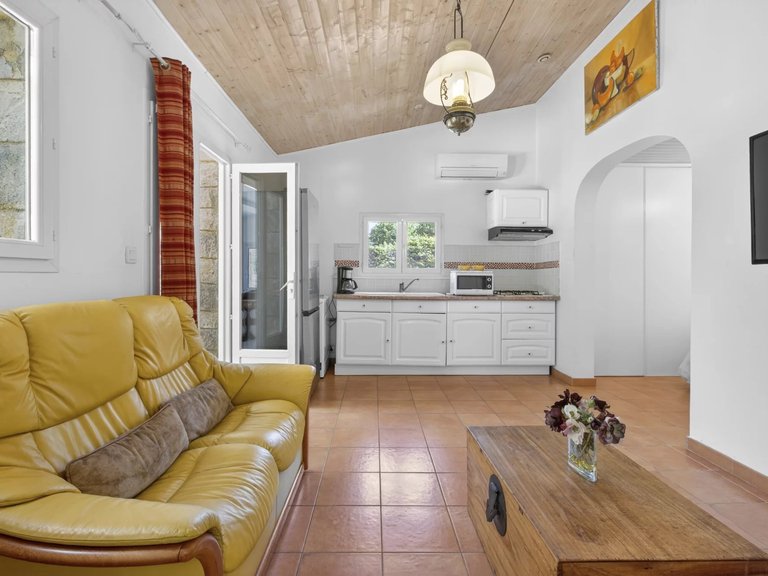 Villa for Sale in Fayence, Var Countryside (fayence, Lorgues, Cotignac) 18