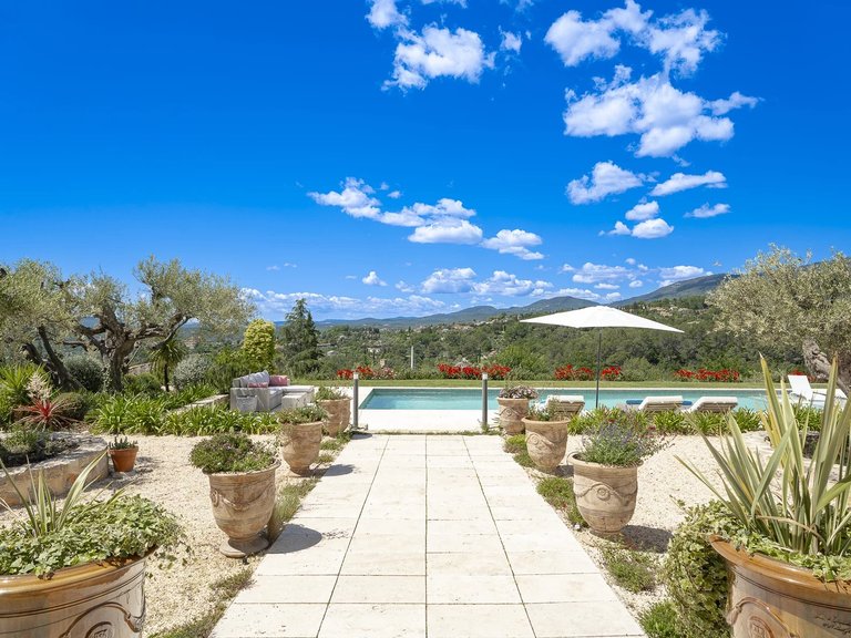 Villa for Sale in Tourrettes, Var Countryside (fayence, Lorgues, Cotignac) 16