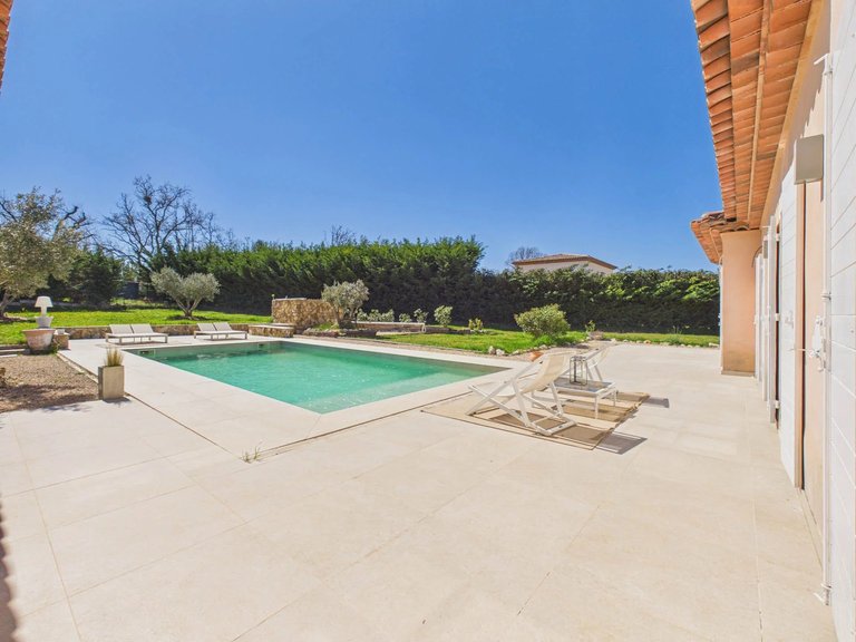 Villa for Sale in Callian, Var Countryside (fayence, Lorgues, Cotignac) 2