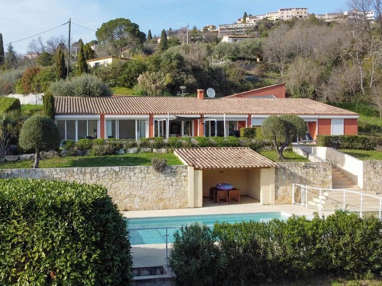 Villa for Sale in Montauroux, Var Countryside (fayence, Lorgues, Cotignac) 1