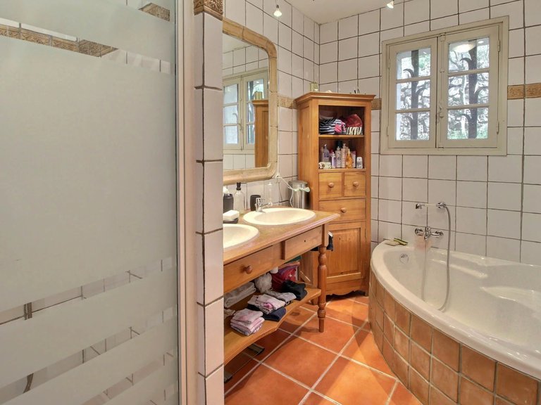 Villa for Sale in Seillans, Var Countryside (fayence, Lorgues, Cotignac) 15