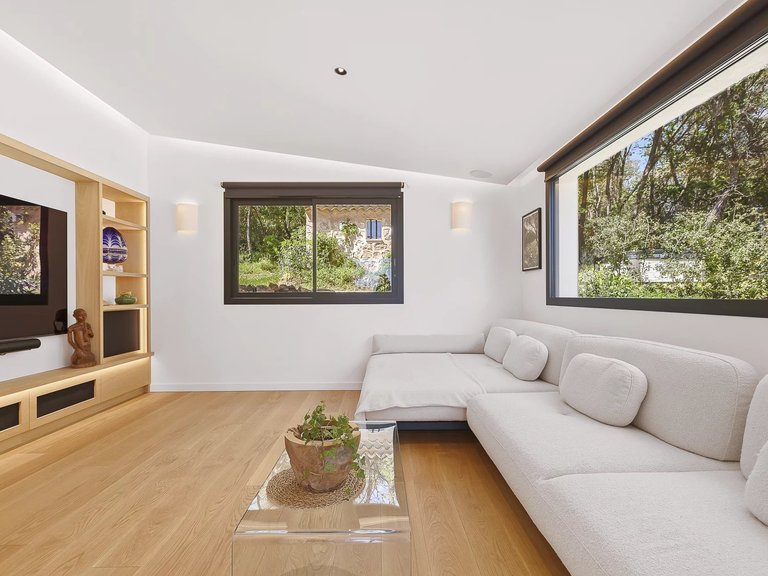 Villa for Sale in Valbonne, Mougins, Valbonne, Grasse Area 15
