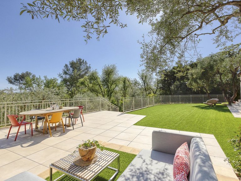 Villa for Sale in Valbonne, Mougins, Valbonne, Grasse Area 7