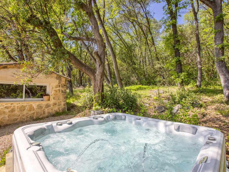 Villa for Sale in Valbonne, Mougins, Valbonne, Grasse Area 9