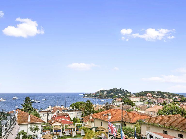 Villa for Sale in St Jean Cap Ferrat, Villefranche, Cap Ferrat Area 13