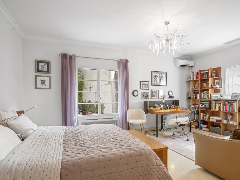 Villa for Sale in St Jean Cap Ferrat, Villefranche, Cap Ferrat Area 2