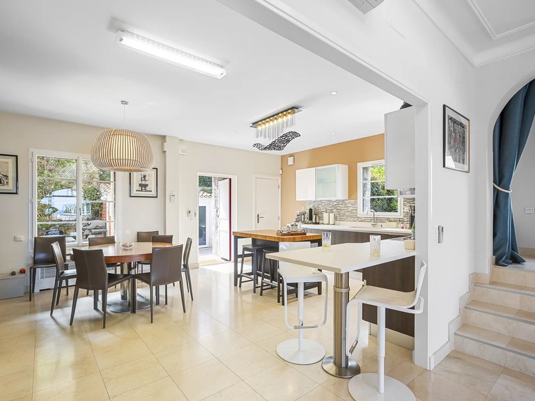 Villa for Sale in St Jean Cap Ferrat, Villefranche, Cap Ferrat Area 20