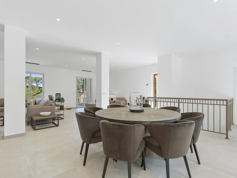 Villa for Sale in Mougins, Mougins, Valbonne, Grasse Area 8