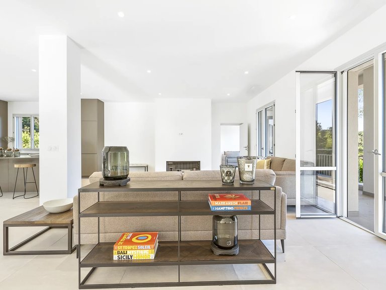 Villa for Sale in Mougins, Mougins, Valbonne, Grasse Area 10