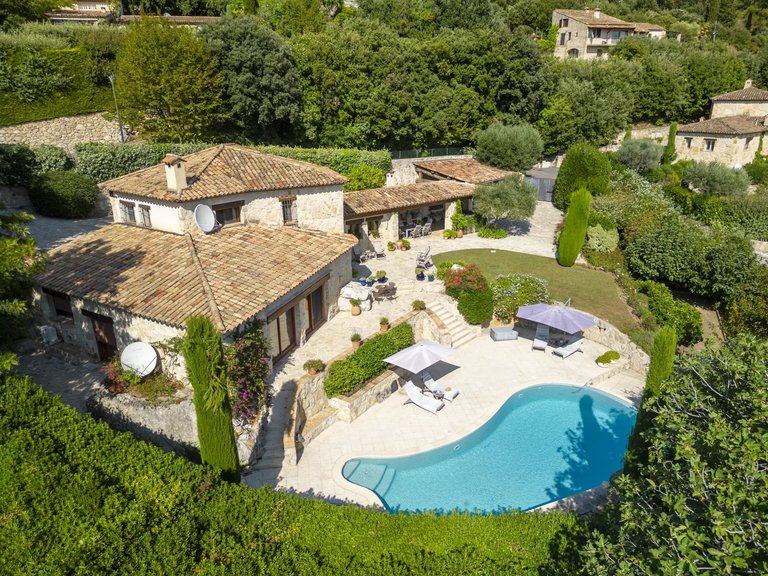 Villa for Sale in Tourrettes Sur Loup, Vence, St. Paul Area 1