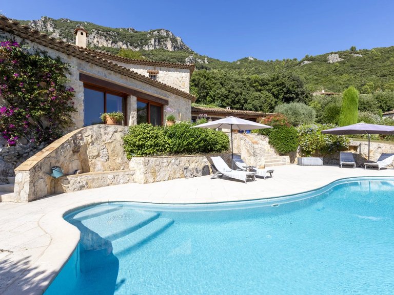 Villa for Sale in Tourrettes Sur Loup, Vence, St. Paul Area 17