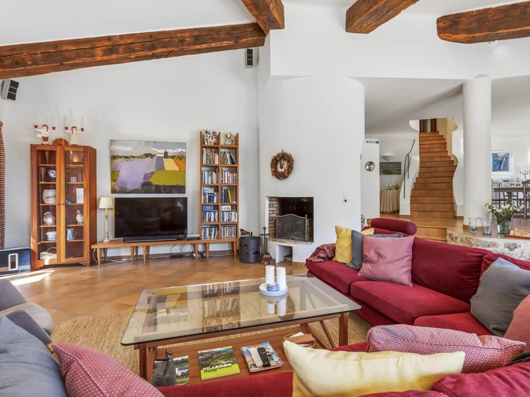 Villa for Sale in Tourrettes Sur Loup, Vence, St. Paul Area 7