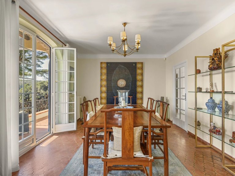 Villa for Sale in Vence, Vence, St. Paul Area 8