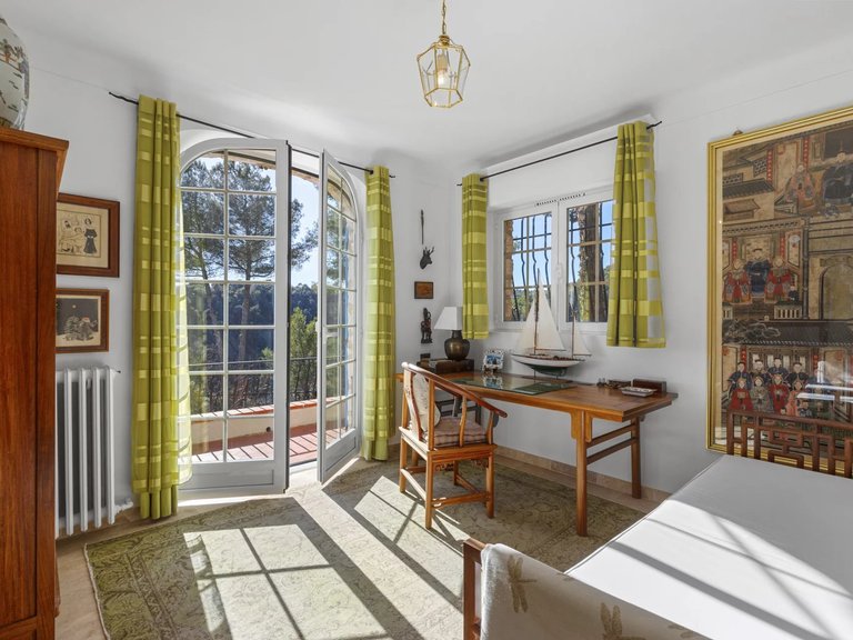 Villa for Sale in Vence, Vence, St. Paul Area 17
