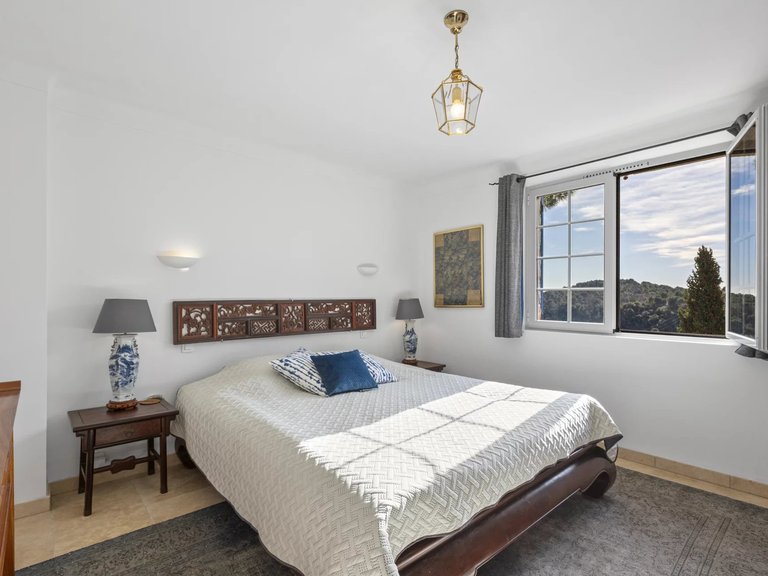 Villa for Sale in Vence, Vence, St. Paul Area 18