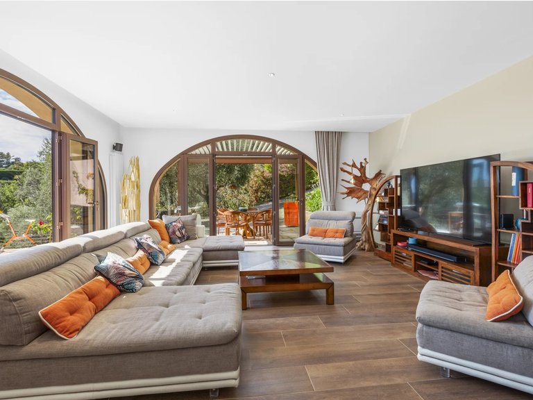 Villa for Sale in Montauroux, Var Countryside (fayence, Lorgues, Cotignac) 8