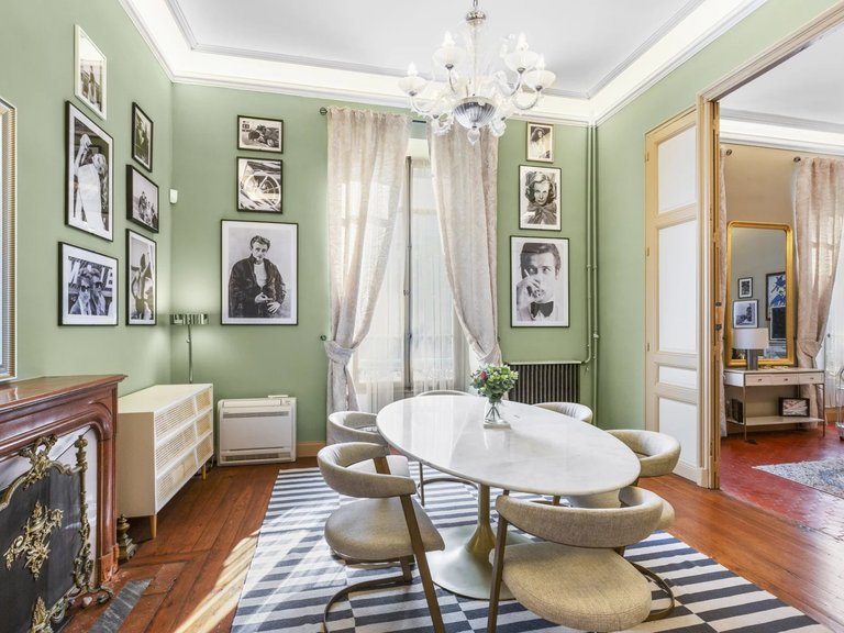 Villa for Sale in Cannes, Cannes Area 2