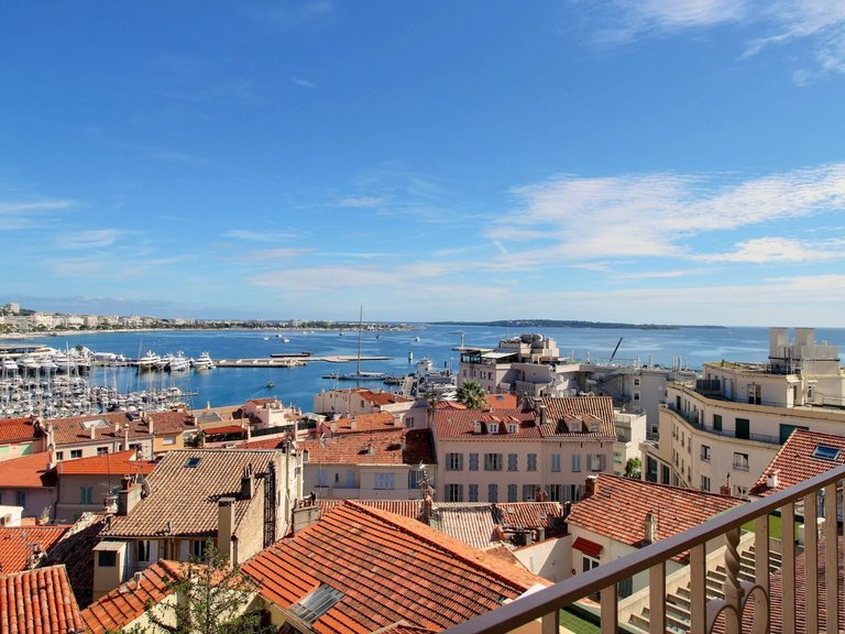 Apartment for Sale in Cannes, Cannes Area 1